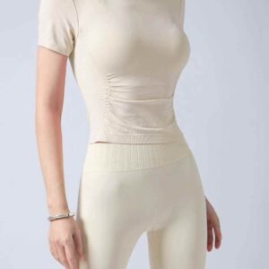 mashqlar uchun sport sutyen