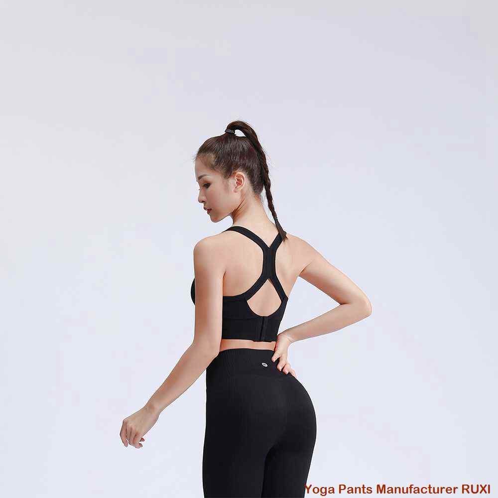 2 tasi 1 yoga shorti RUXI